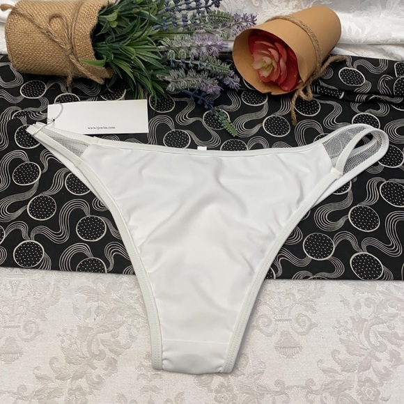 NEW TJ Swim - Bikini Bottoms - Pagie Style - Picture 3 of 11